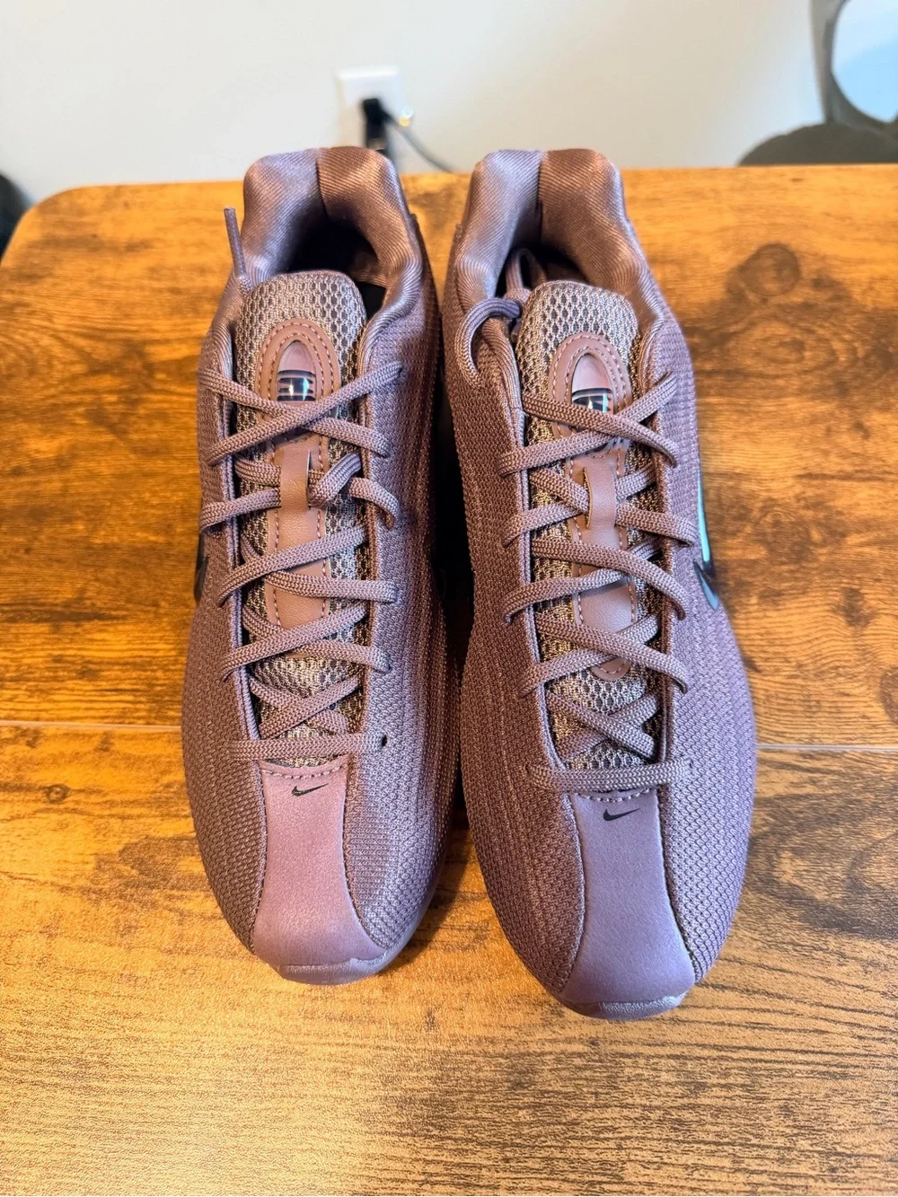 Nike Womens Shox Z Sneakers - Plum with Black Swoosh 7W